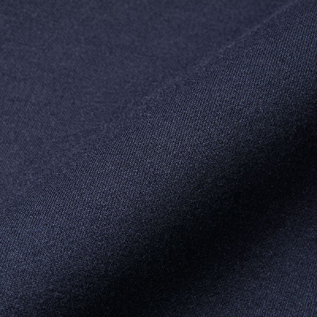 Rayon blend gives it a moderate softness and luster, and gives it a beautiful fabric.