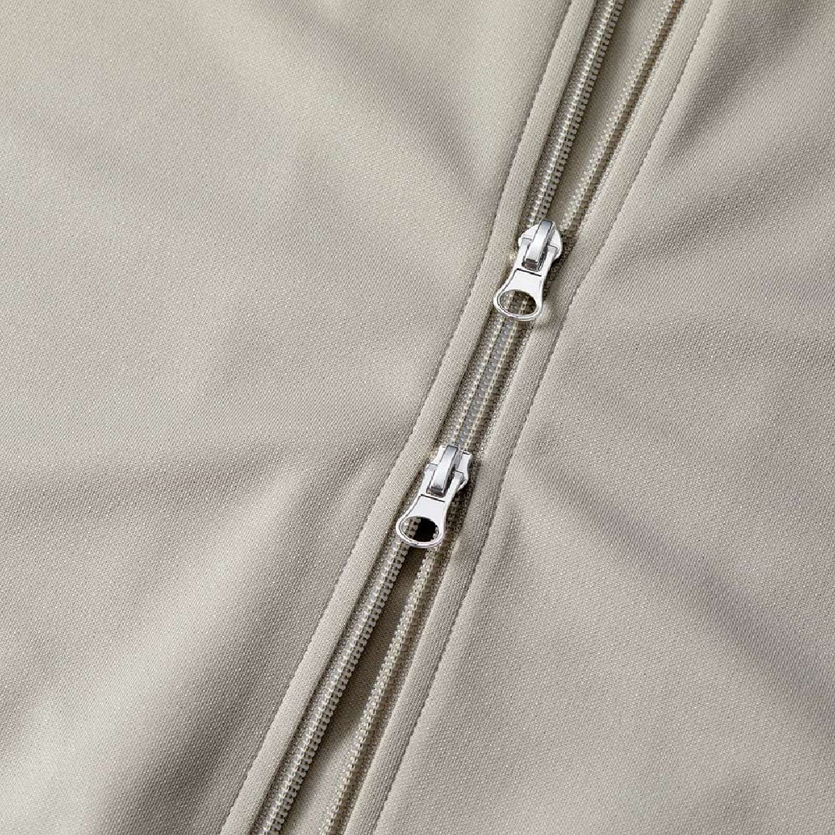 Front coil fastener is a double slider specification