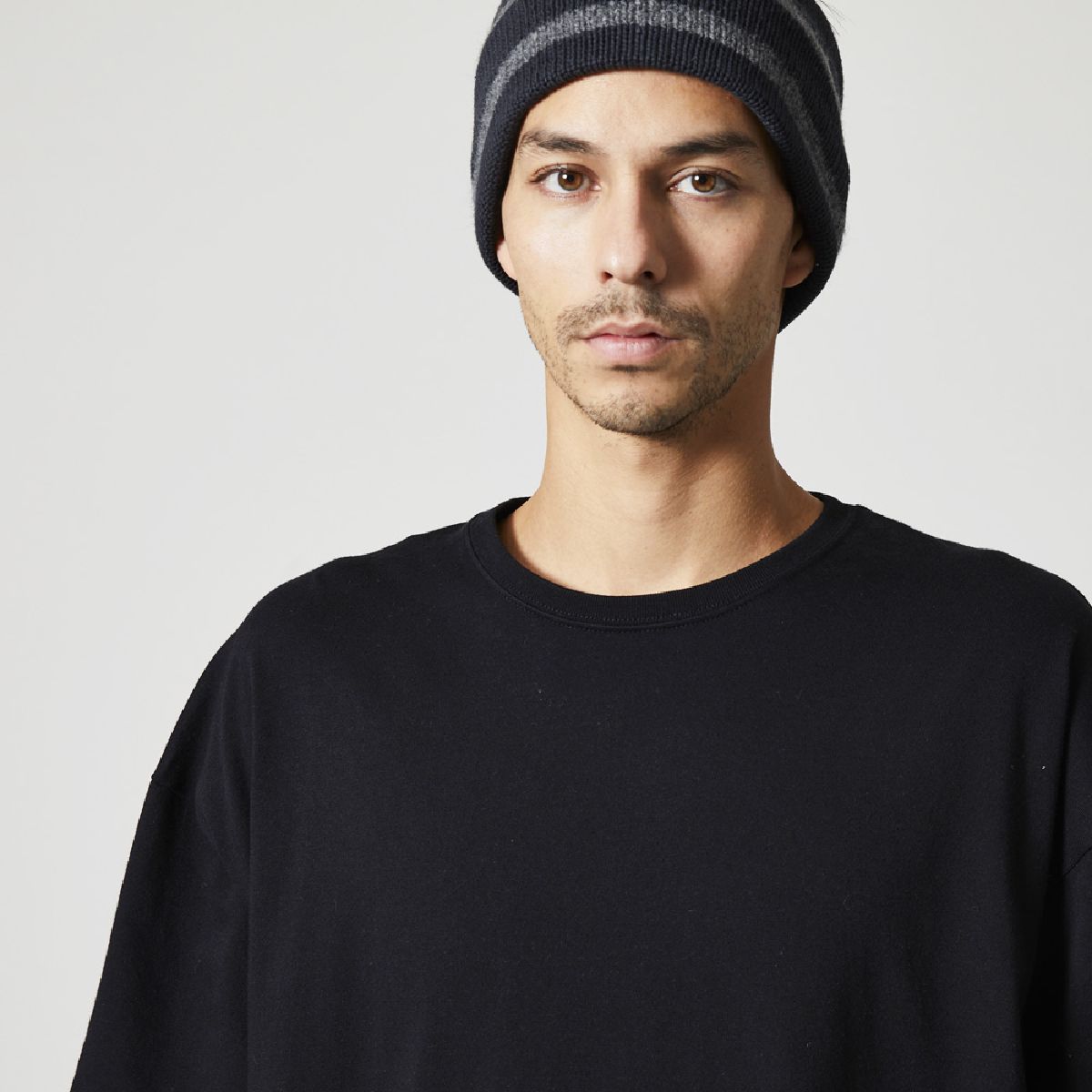 The neck rib is durable double stitch