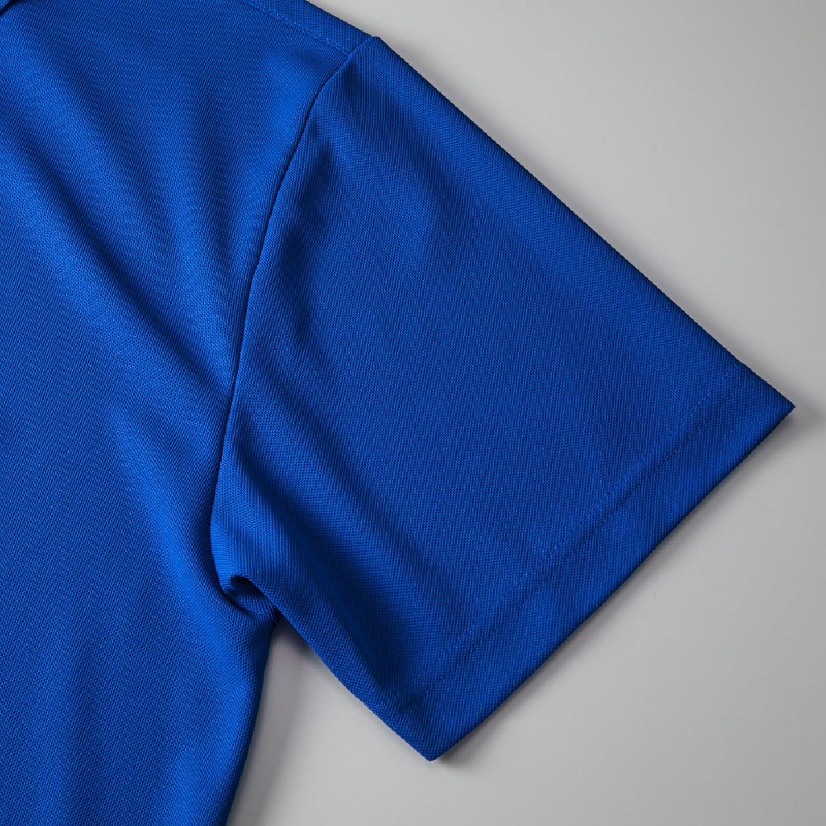 The cuffs are finished with two needles