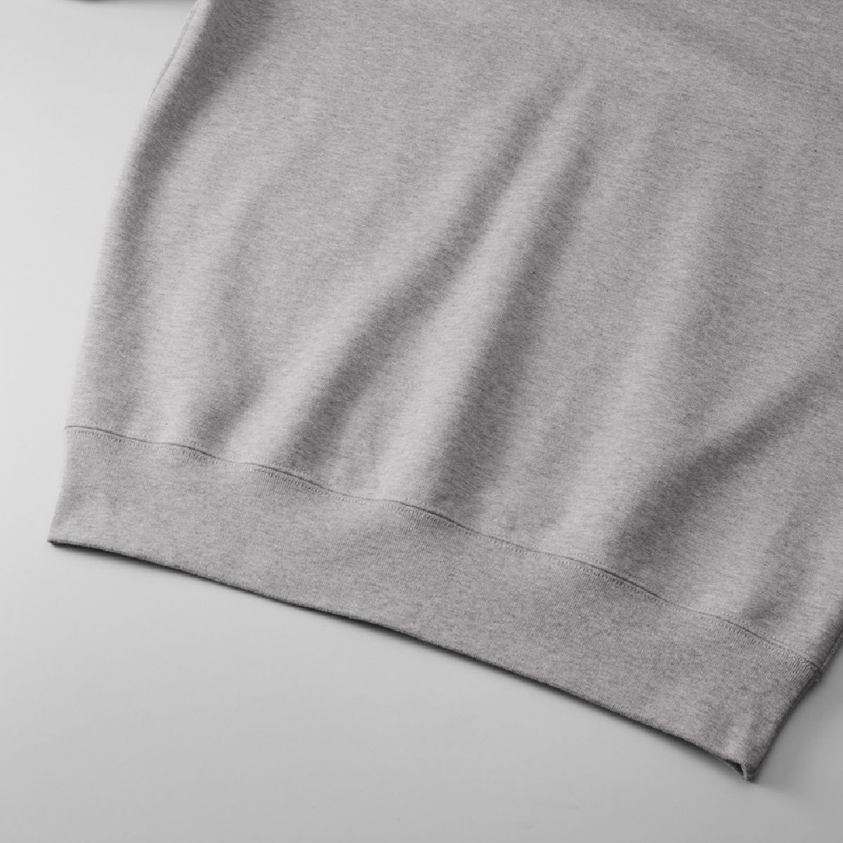 The hem mouth is rib specification, durable double stitch