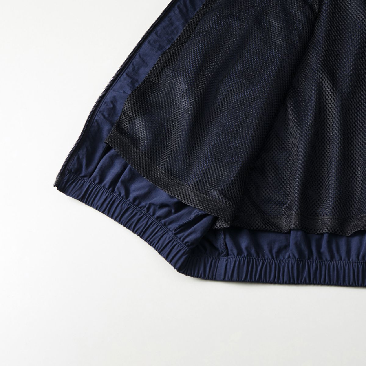 With mesh material liner, hem flash specification that is convenient for printing