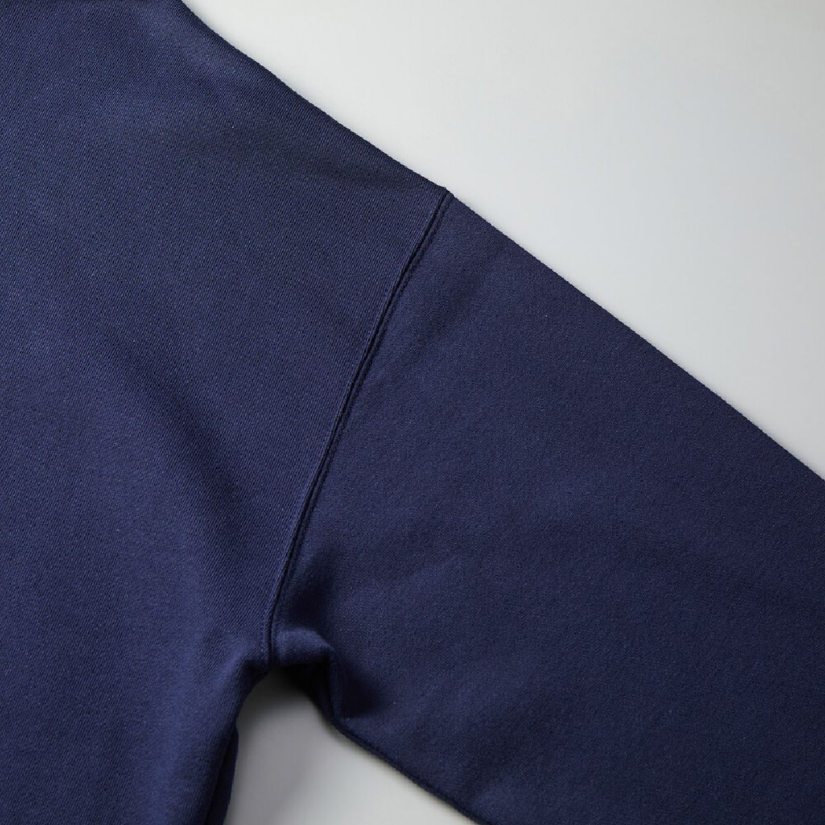 The armhole is durable two needles