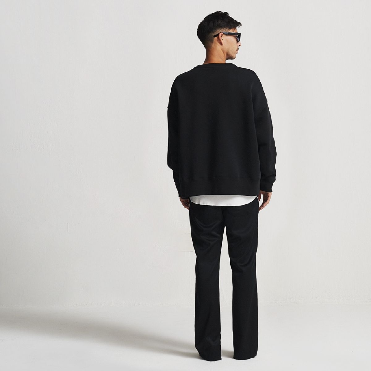 Height 182cm L size Buck silhouette