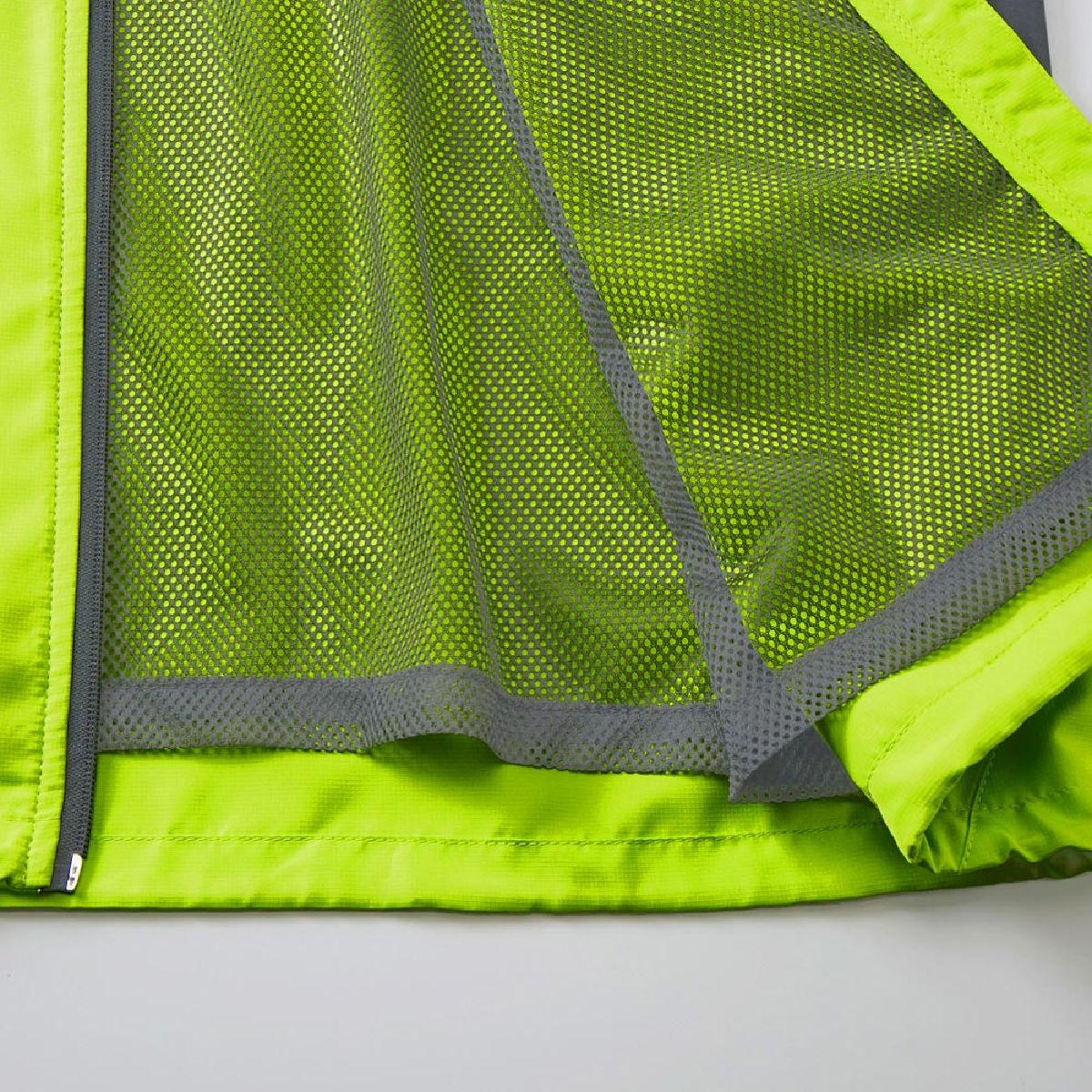 With mesh material liner, hem flash specification that is convenient for printing